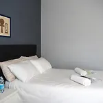 Gino's House - Locazione Turistica בית נופש *