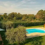 Gino's House - Locazione Turistica בית נופש גוביו